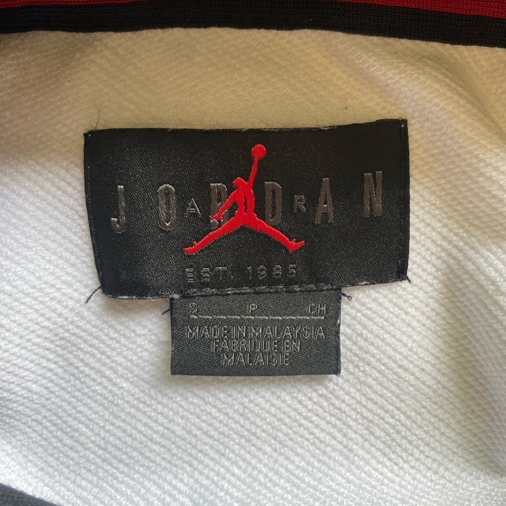 Nike Air Jordan Jumpman Classic Hoodie
White gold SZ Small - Picture 5 of 7
